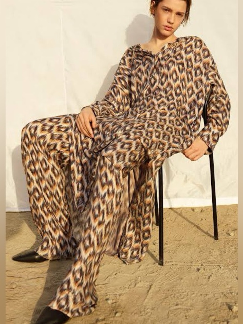 NWT COS Geometric Brown & Beige Matching Set